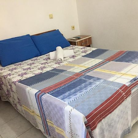 Keramos Pansiyon Finike Bagian luar foto
