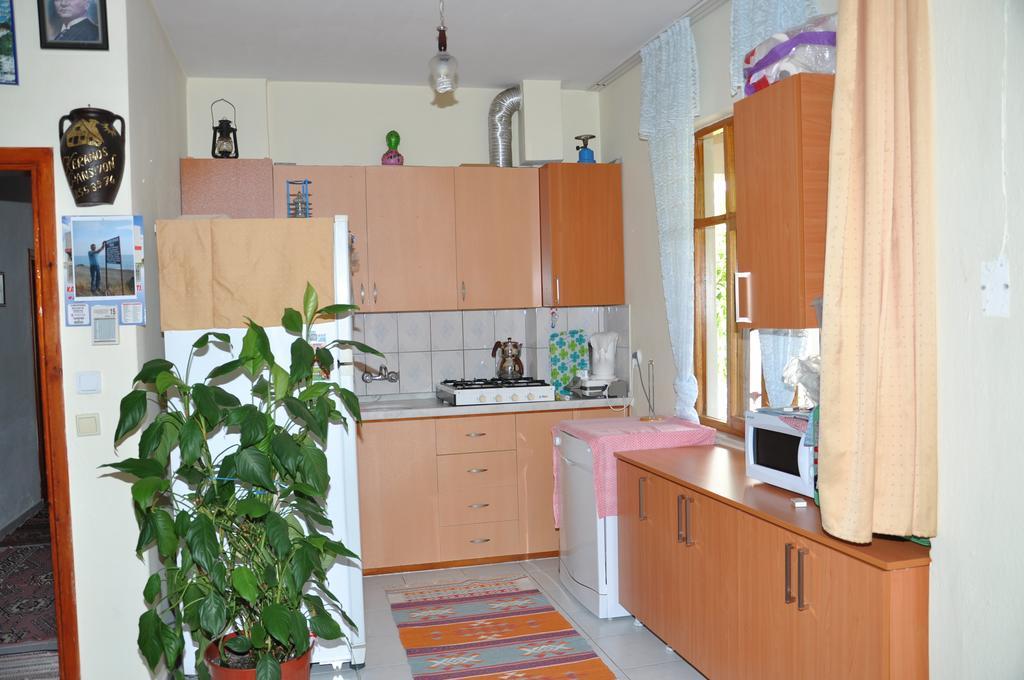 Keramos Pansiyon Finike Bagian luar foto