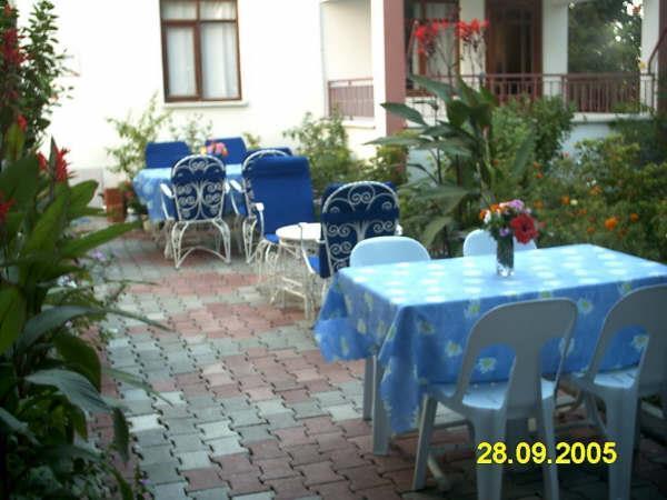 Keramos Pansiyon Finike Bagian luar foto